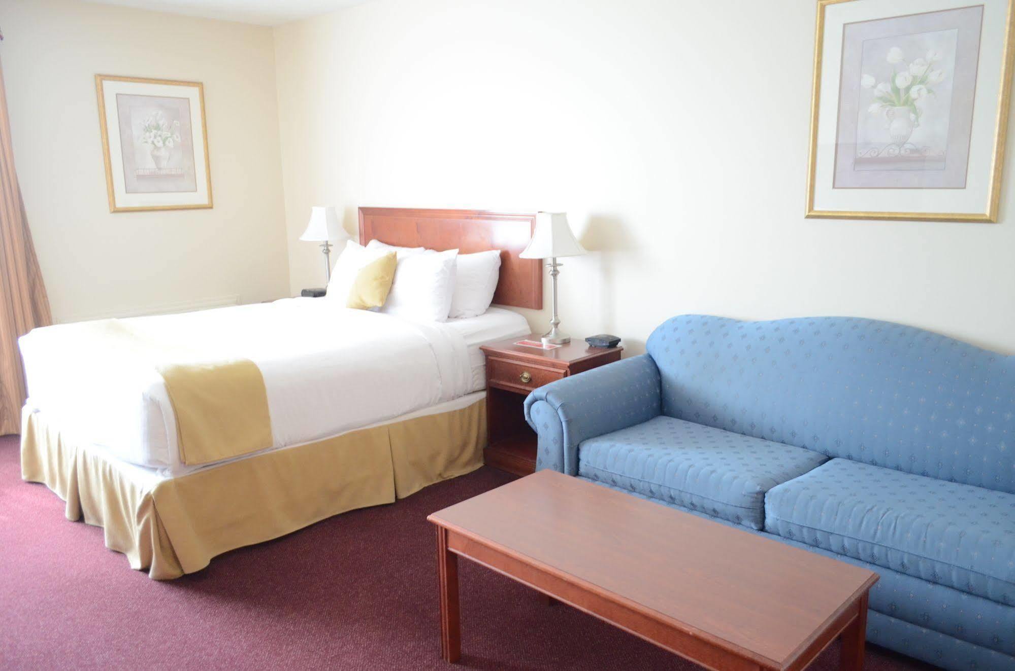 Quality Inn & Suites Edmonton International Airport Leduc Eksteriør bilde